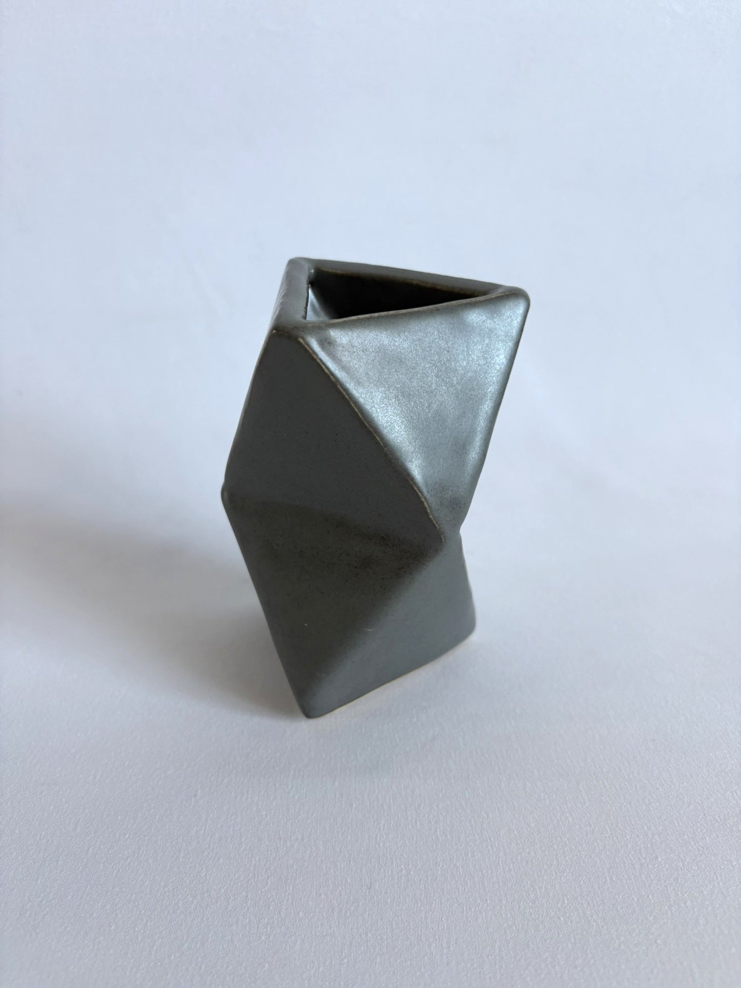 Delta Vase