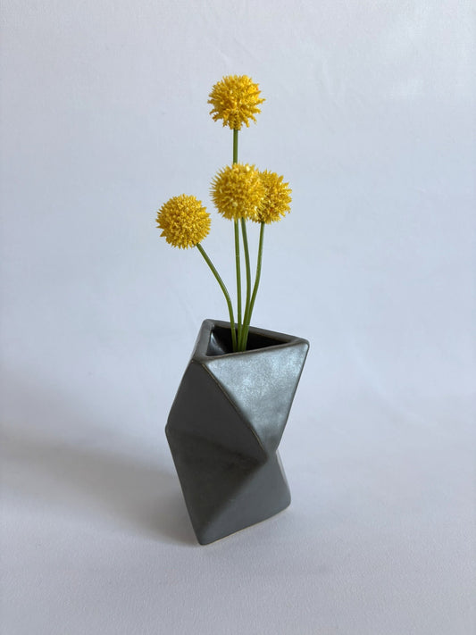 Delta Vase